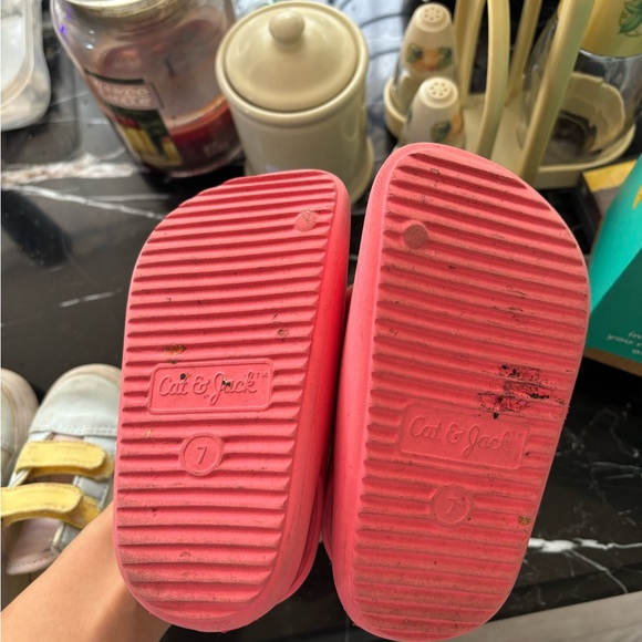 Toddler slides/sandals size 7 - Picture 2 of 4